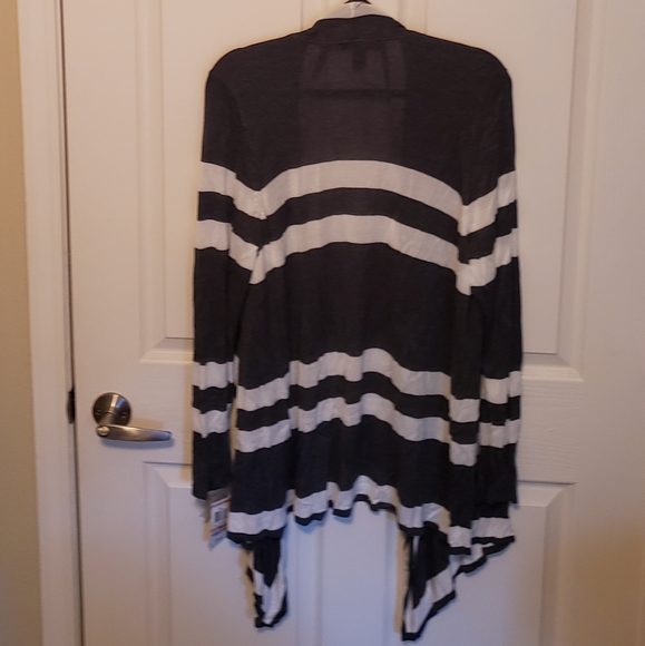 INC Women's Gray and White Striped Long Sleeve Cardigan Size 2X - Picture 2 of 4